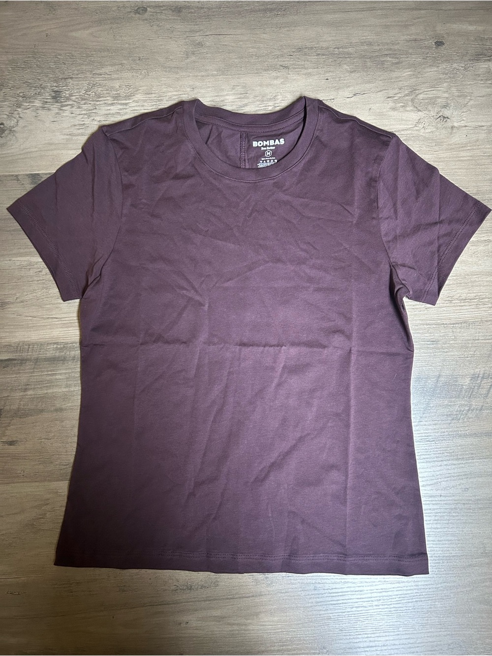 NWOT Bombas 100% Pima Cotton Short Sleeve Crew Tee in Plum